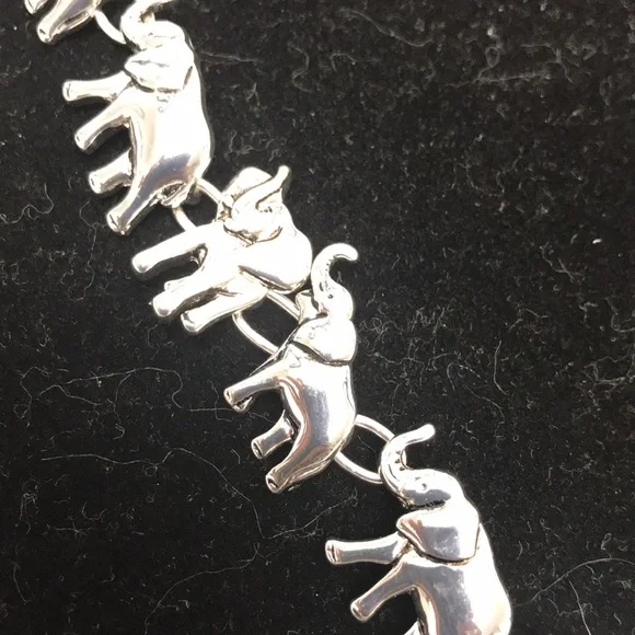 Elephant bracelet - Picture 2 of 5